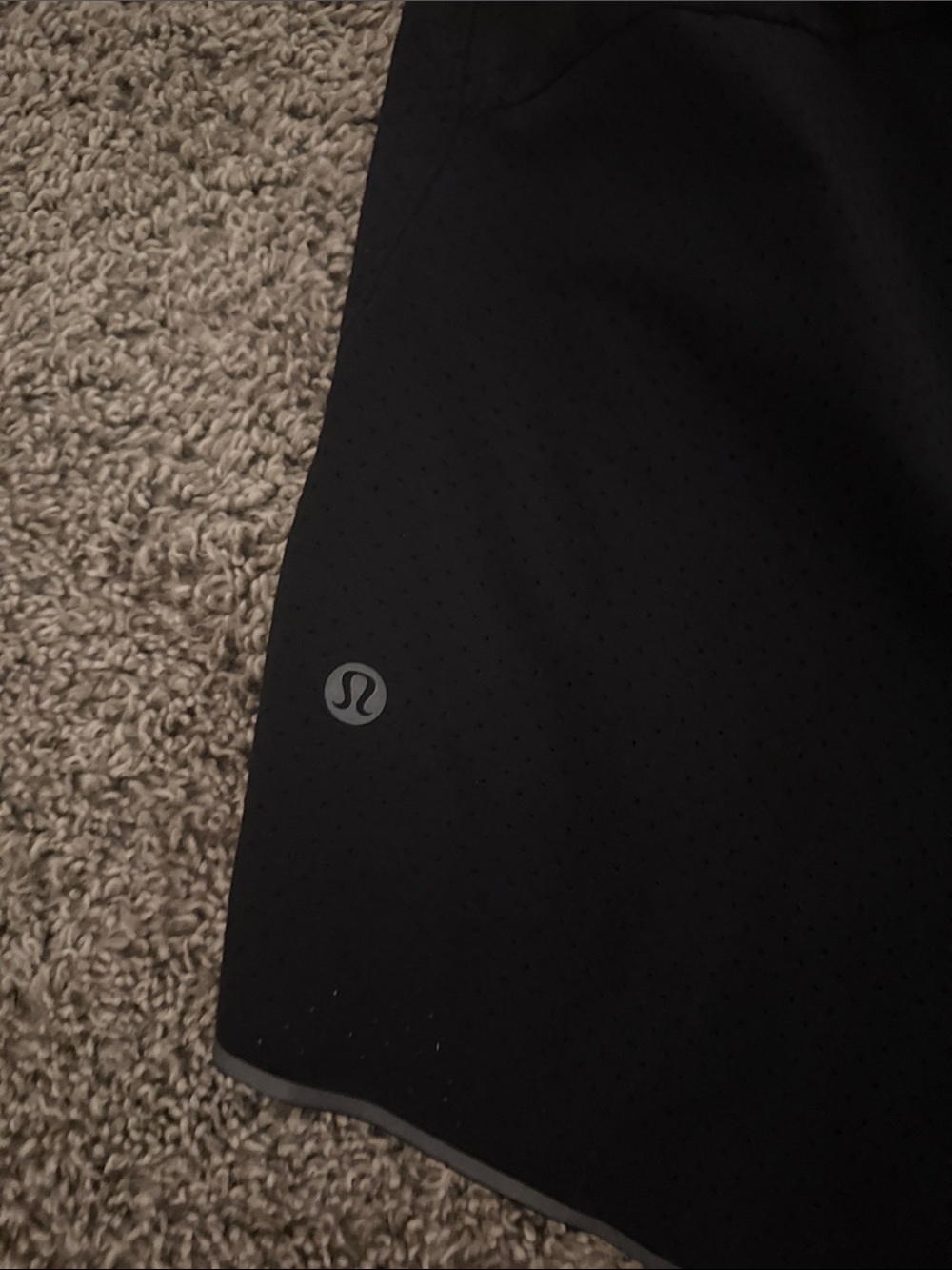 Lululemon - Picture 3 of 4